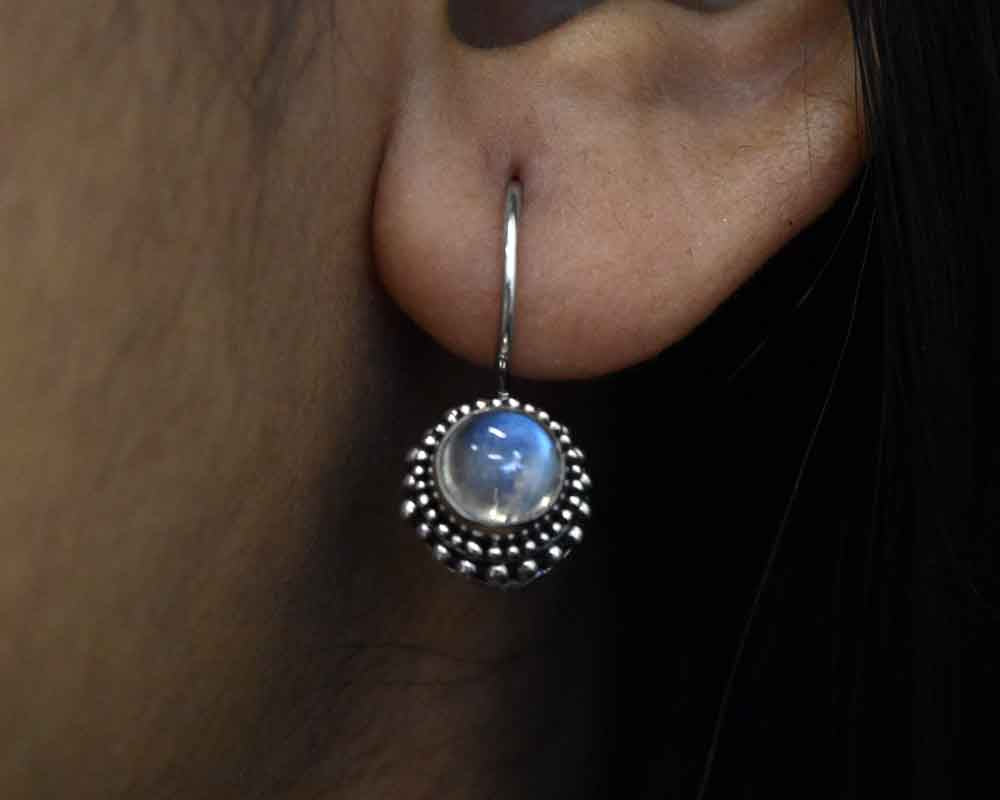 R.Moonstone Earring .925 Sterling Silver