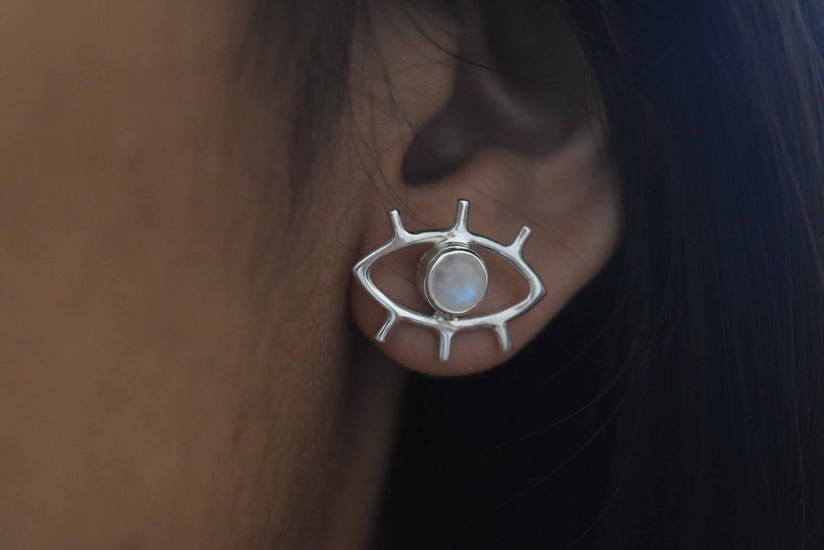 R.Moonstone Earring .925 Sterling Silver