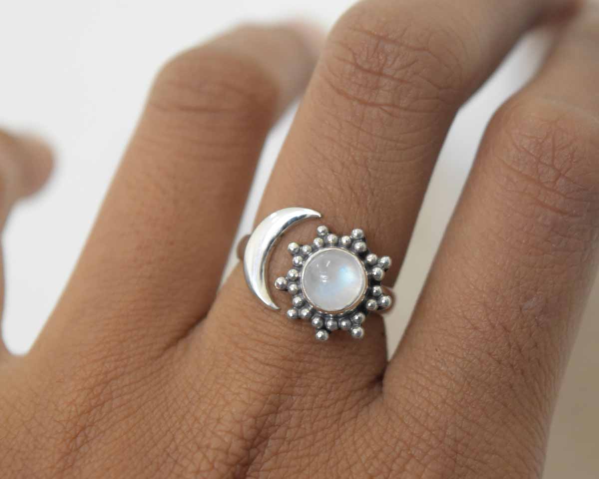 Rainbow Moonstone Ring .925 Sterling Silver
